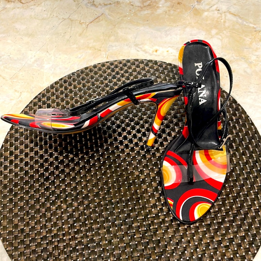 POLANA Funky sandals with clear toe band on front